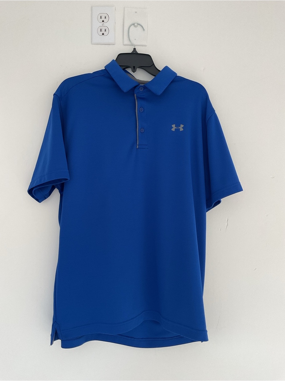 Men’s under armor polo